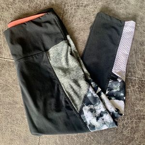 Marika black/white/gray mesh cute workout leggings